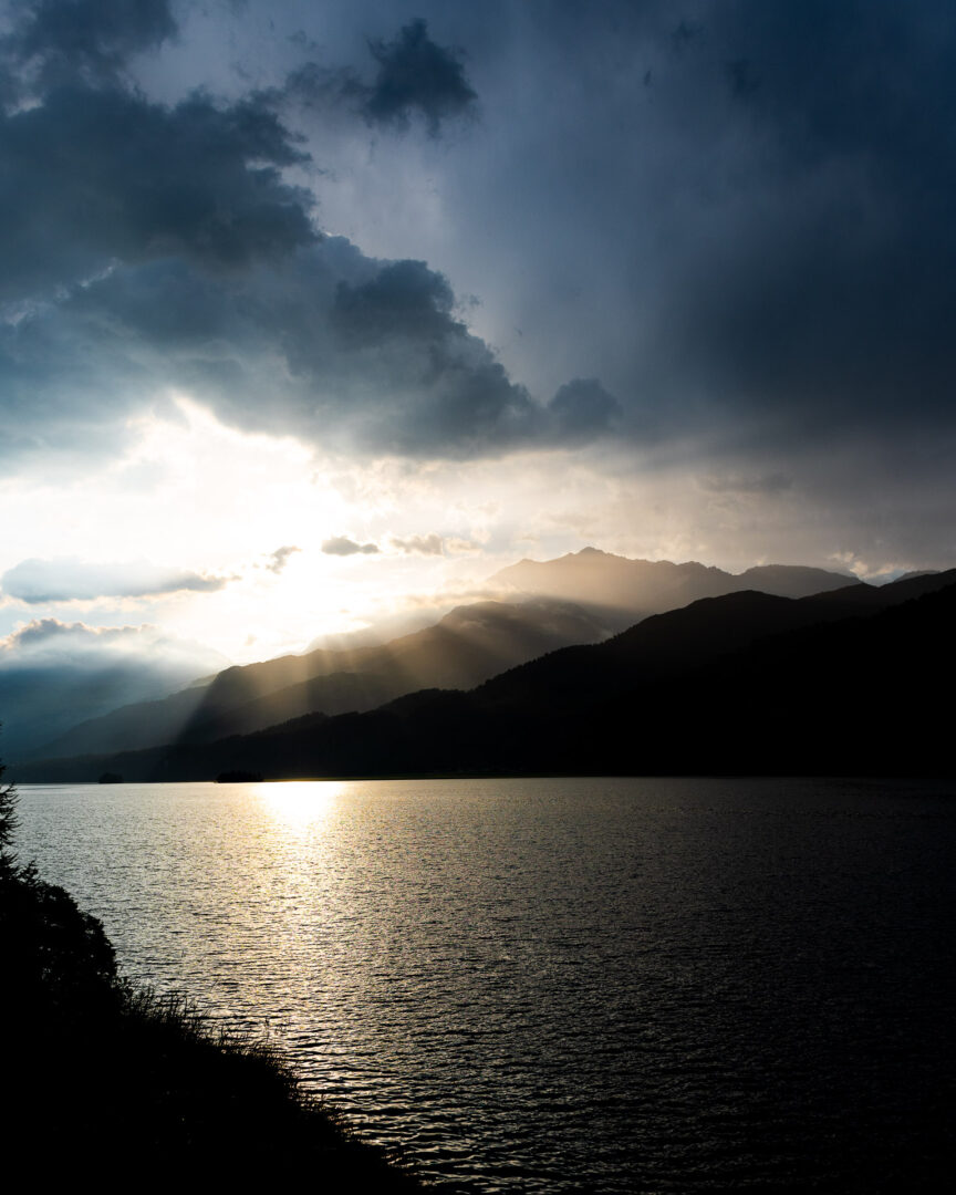Engadin Morgenstimmung am Silsersee.